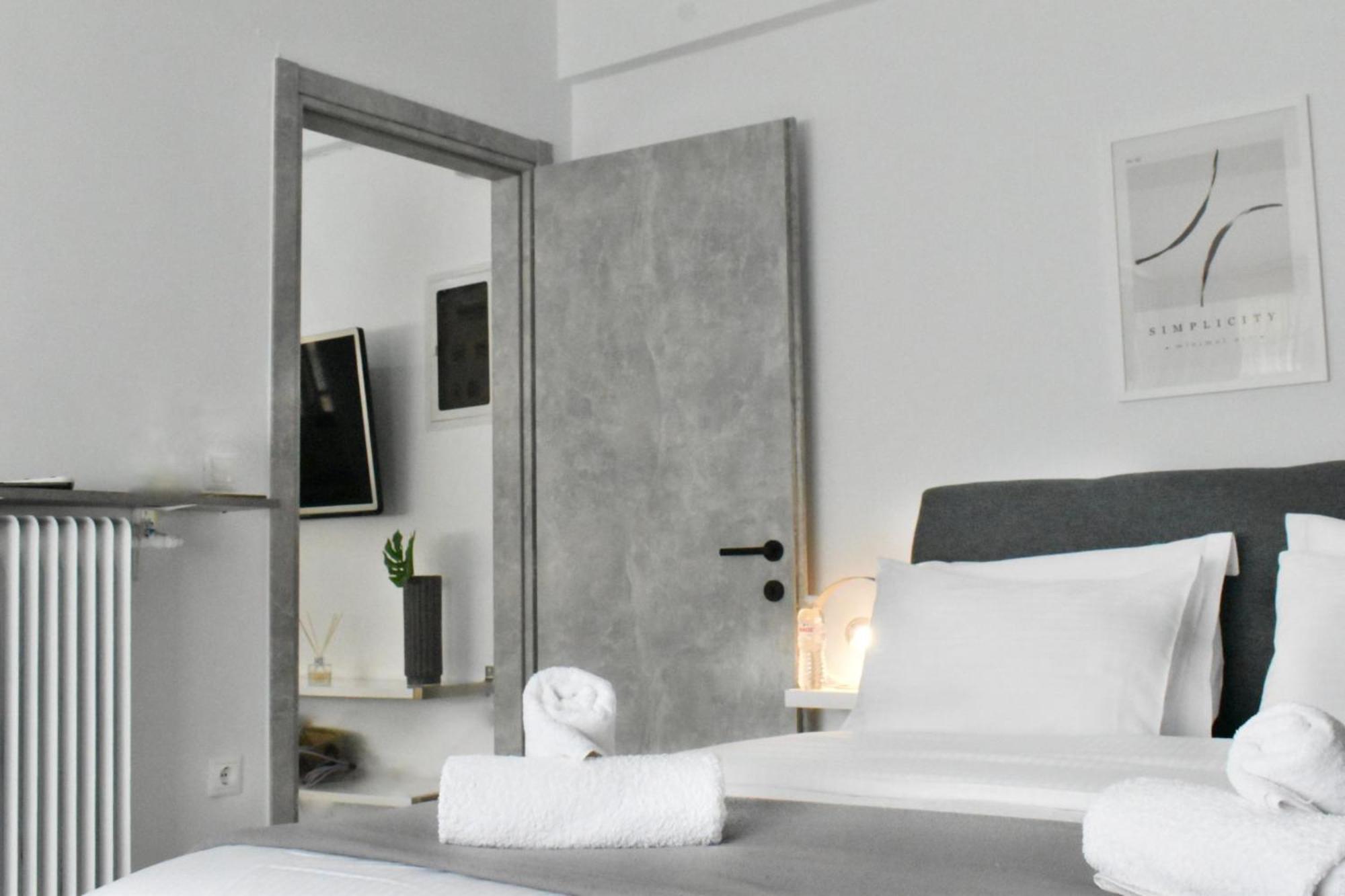 Acropolis Hip Loft Apartment